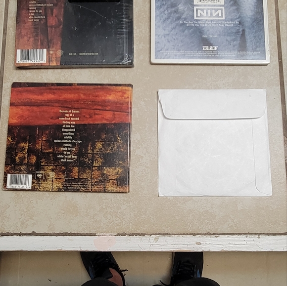 Nine Inch Nail's Cds - Picture 2 of 5